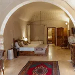 Kismet Cave Mansion 5*