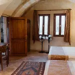 Kismet Cave Mansion