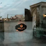 Hotel Kismet Cave Mansion