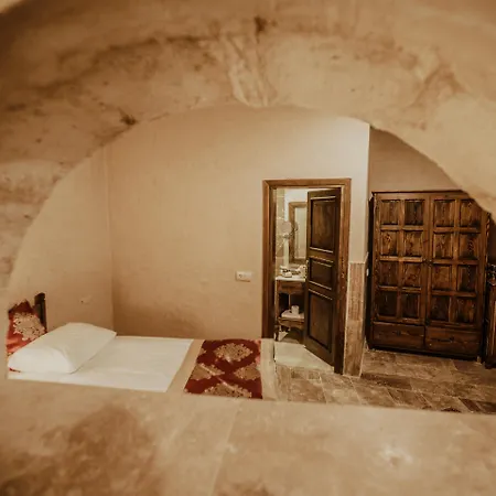 Kismet Cave Mansion Hotel