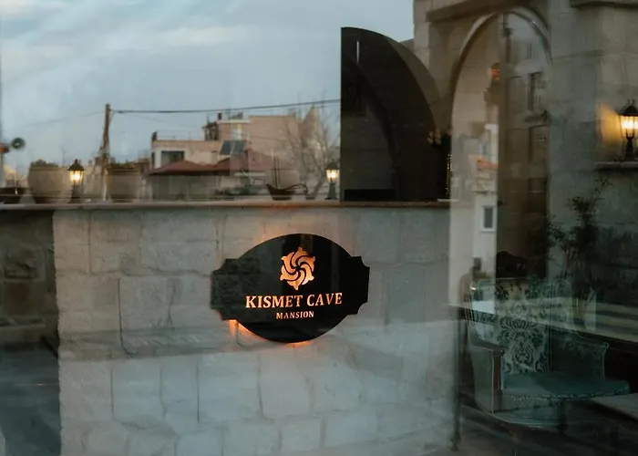 Hotel Kismet Cave Mansion